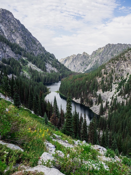 Nada Lake